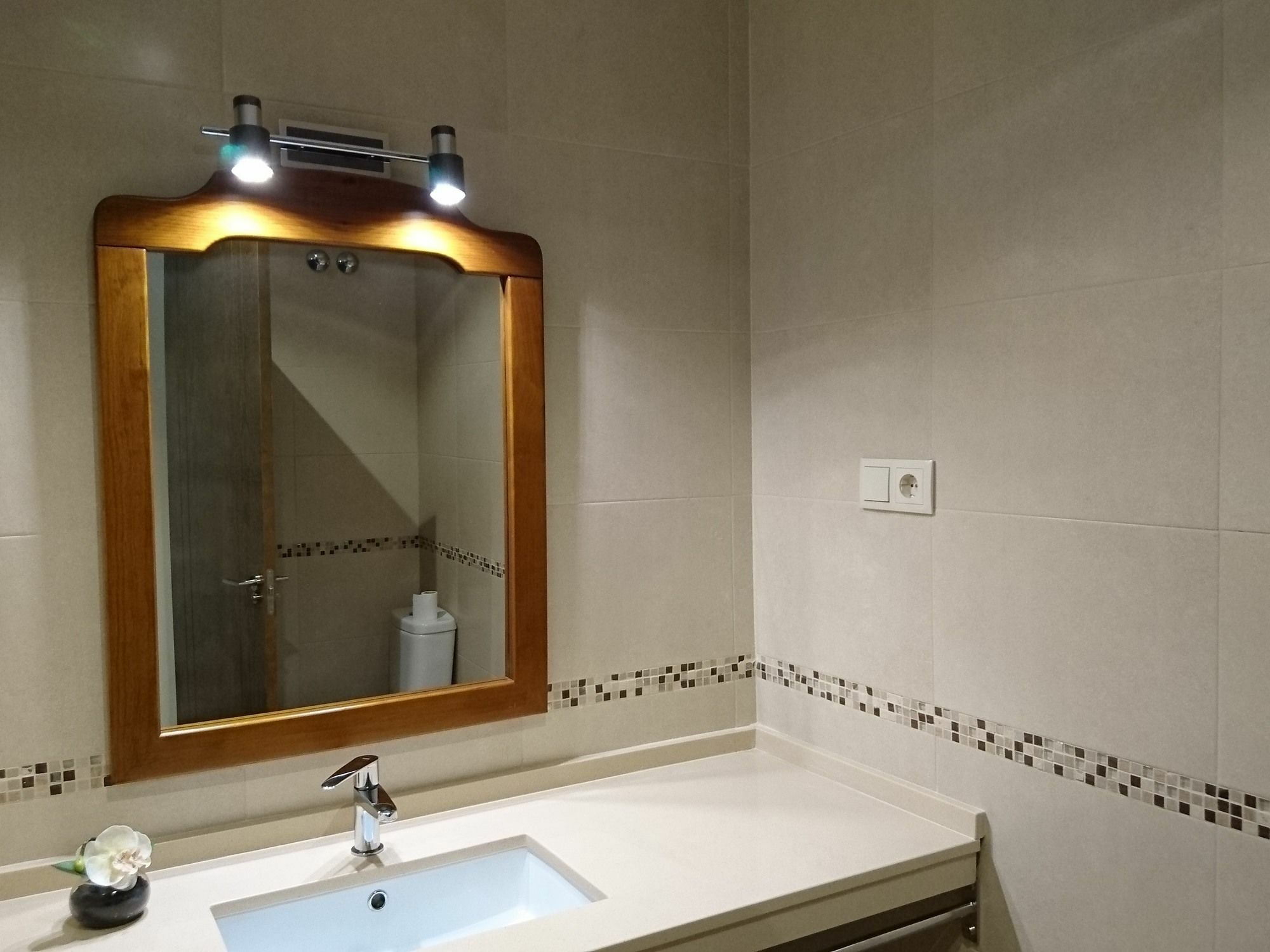 โอสตัล อปาร์ตาเมนโตส เอล กาโย Hostel มาร์เบยา ภายนอก รูปภาพ