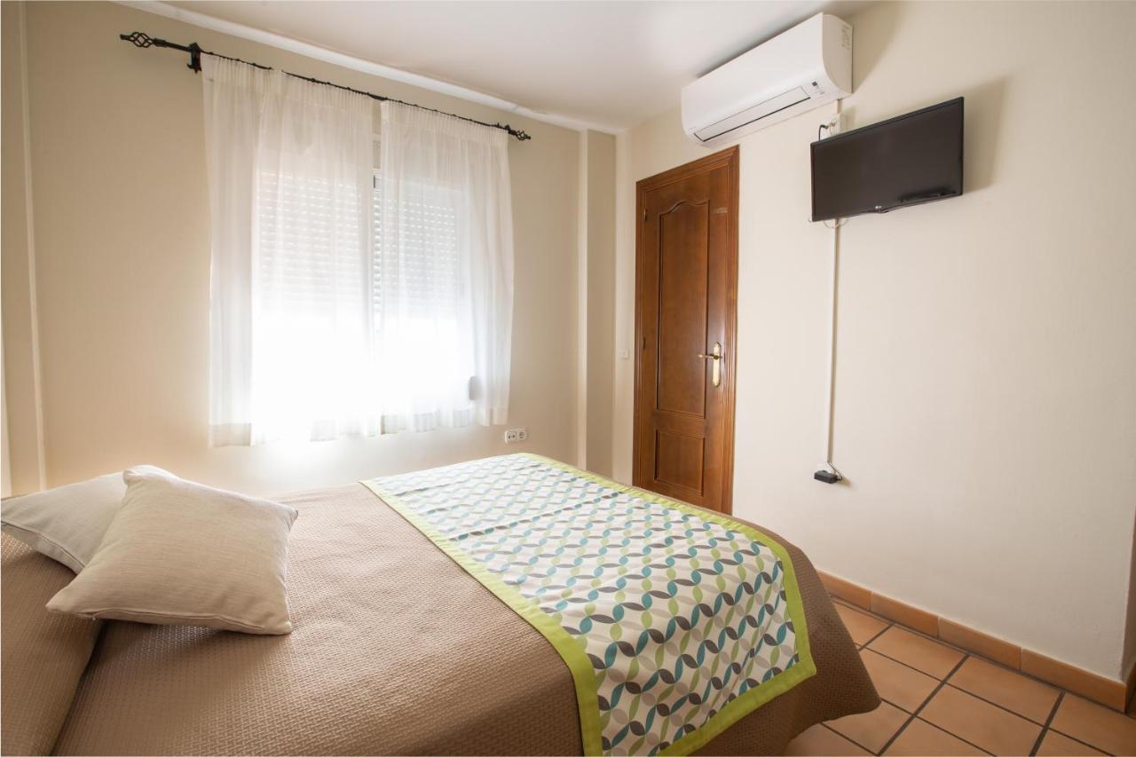 โอสตัล อปาร์ตาเมนโตส เอล กาโย Hostel มาร์เบยา ภายนอก รูปภาพ